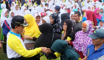 Pemkab Inhil Torehkan Rekor MURI Sajian Tabak Bunga Telur Terbanyak